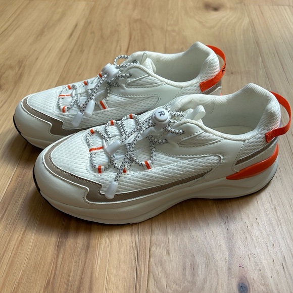 Rockport Other - Rockport white and Orange Athletic Sneakers women’s size 7 or men’s size 5
